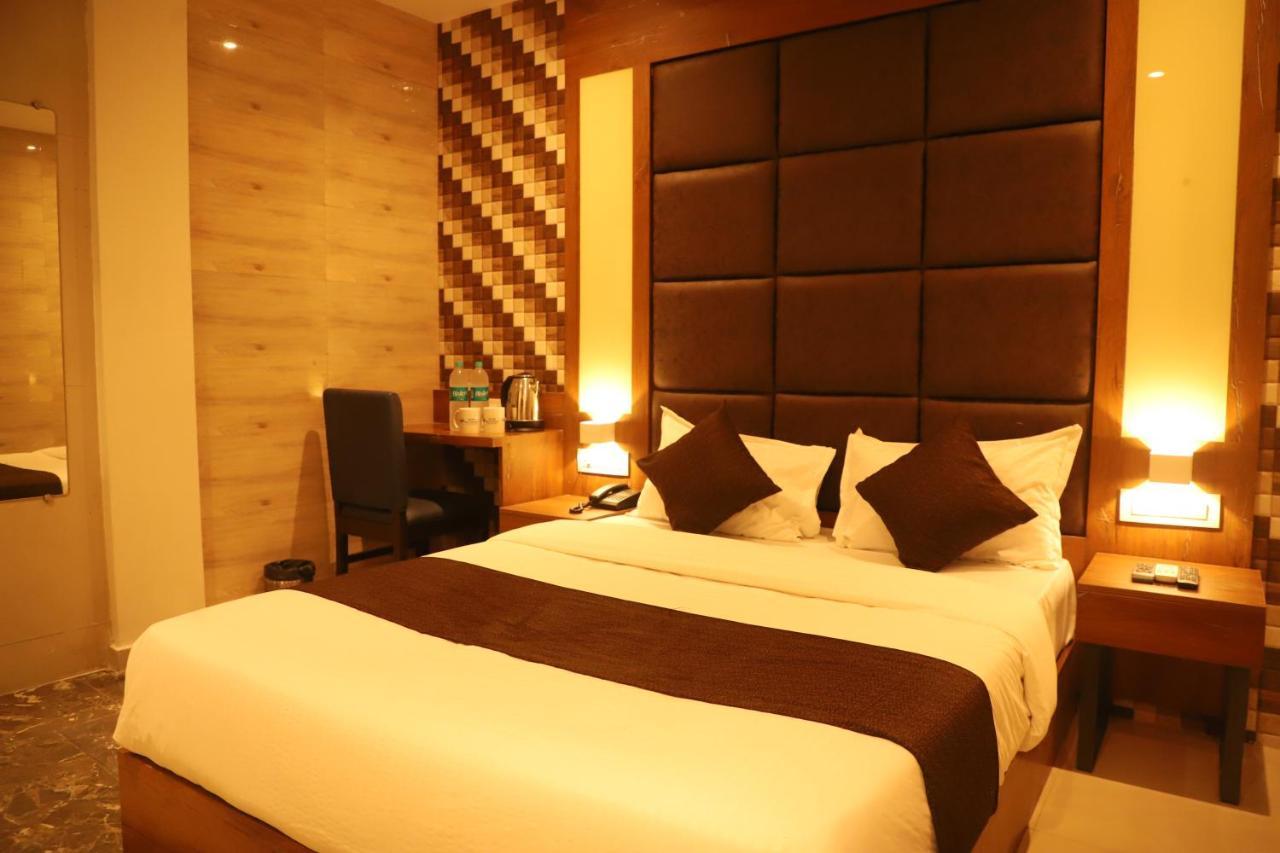 Hotel Sai Pritam 뭄바이 외부 사진