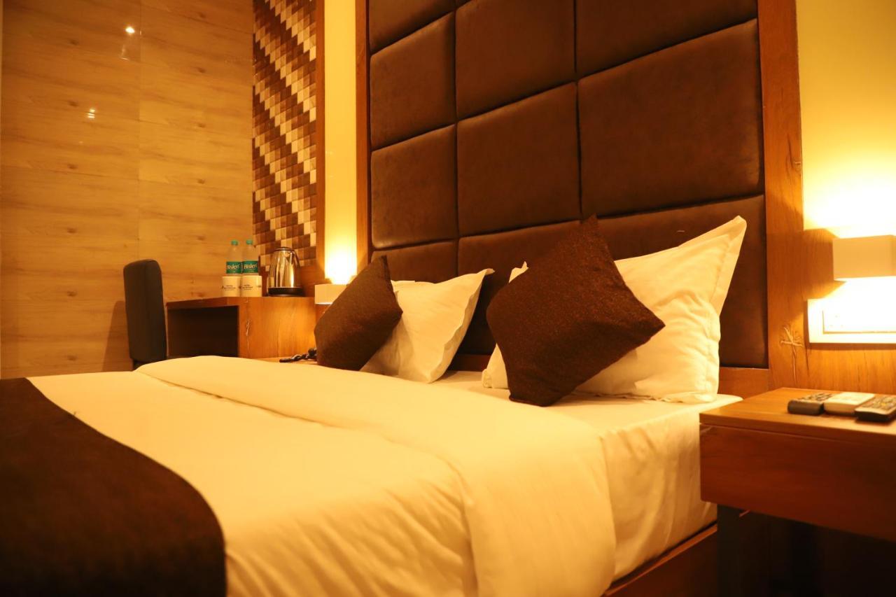Hotel Sai Pritam 뭄바이 외부 사진