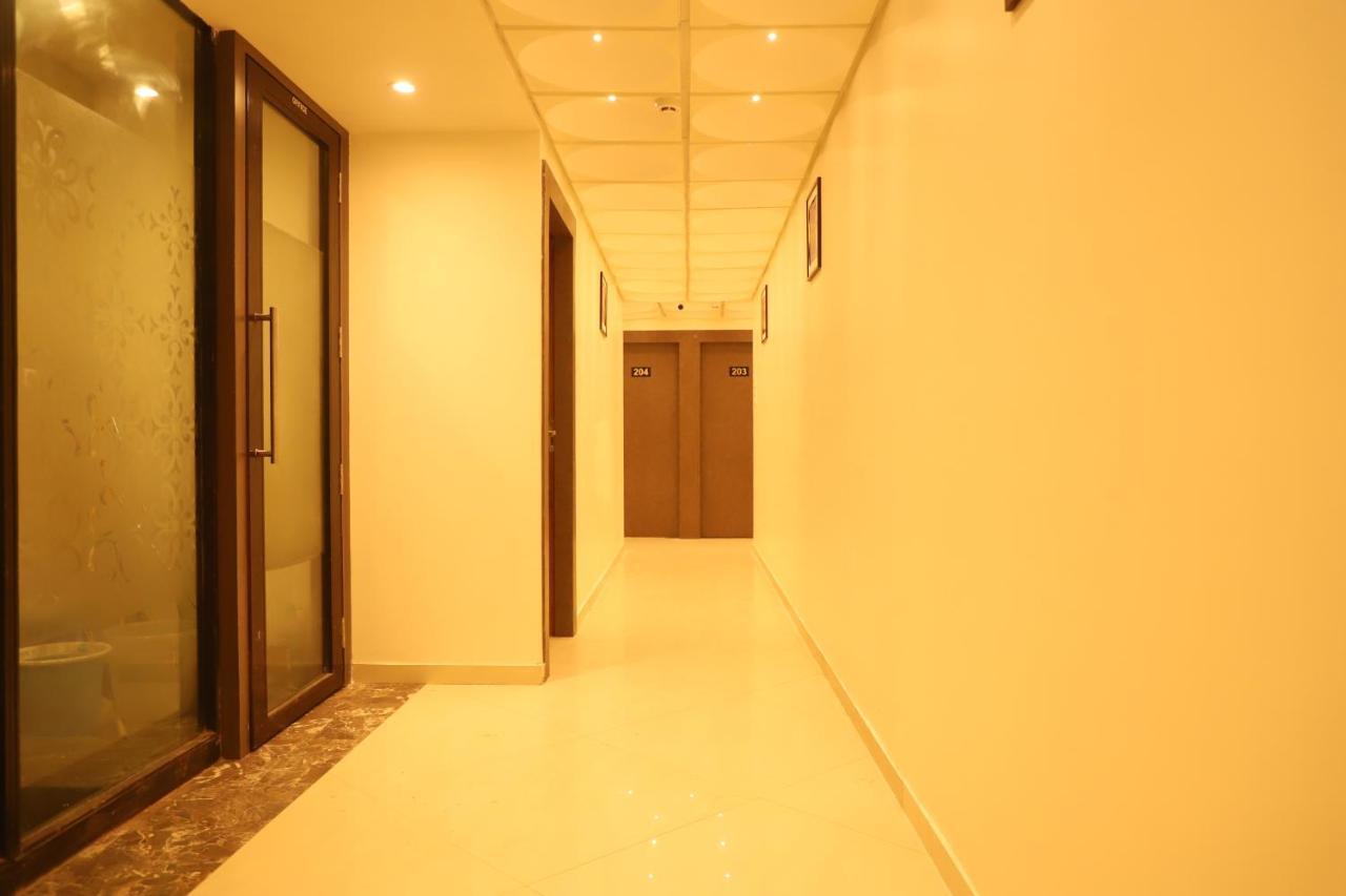 Hotel Sai Pritam 뭄바이 외부 사진