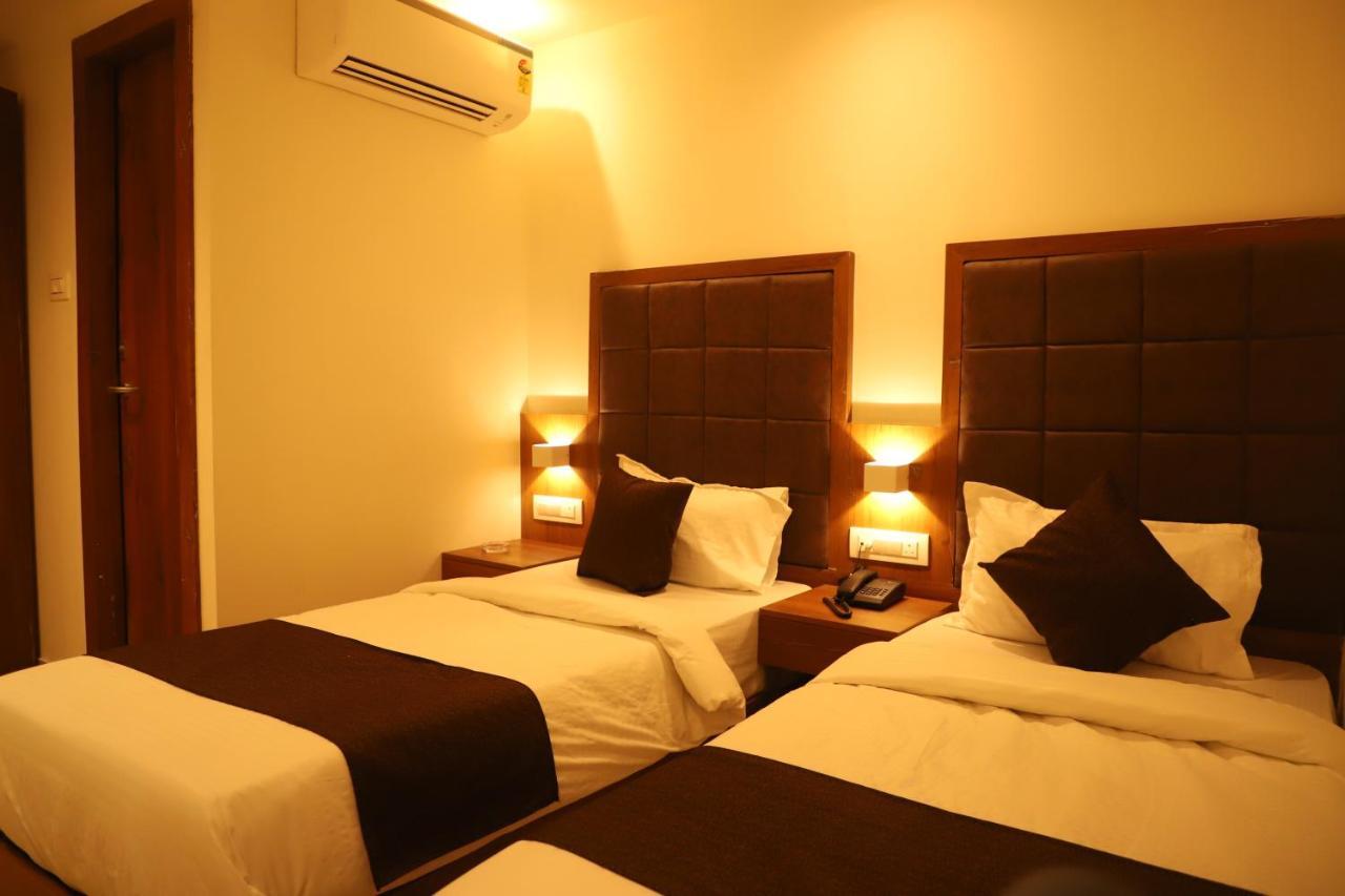 Hotel Sai Pritam 뭄바이 외부 사진