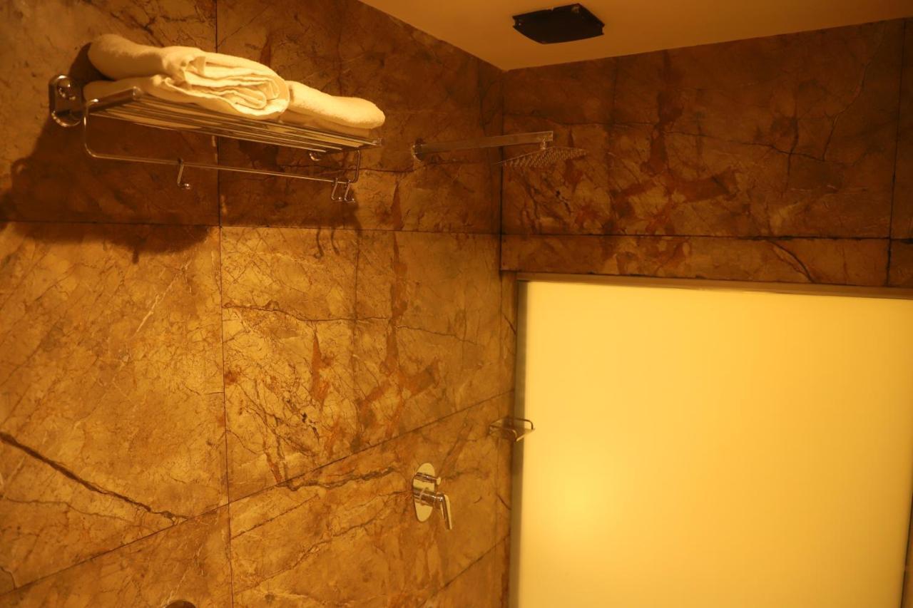 Hotel Sai Pritam 뭄바이 외부 사진