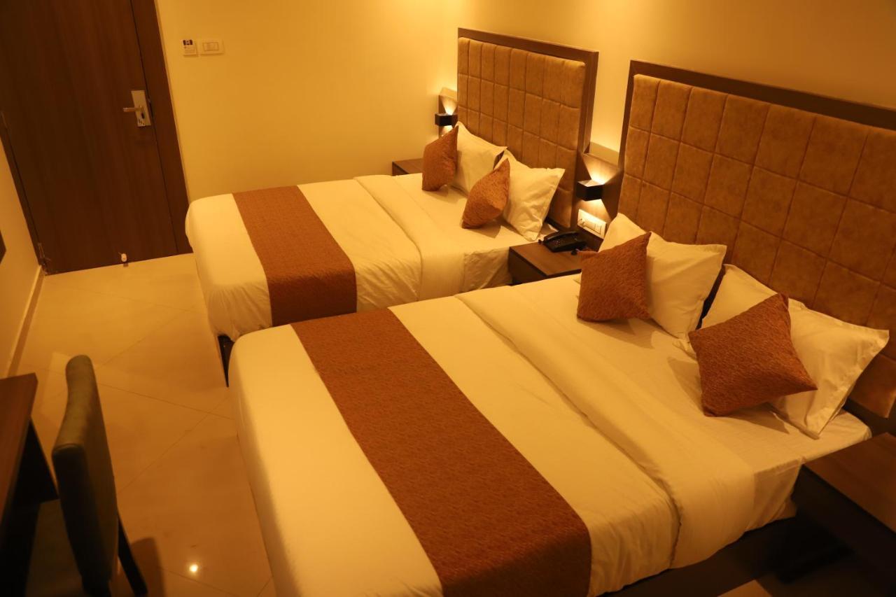 Hotel Sai Pritam 뭄바이 외부 사진