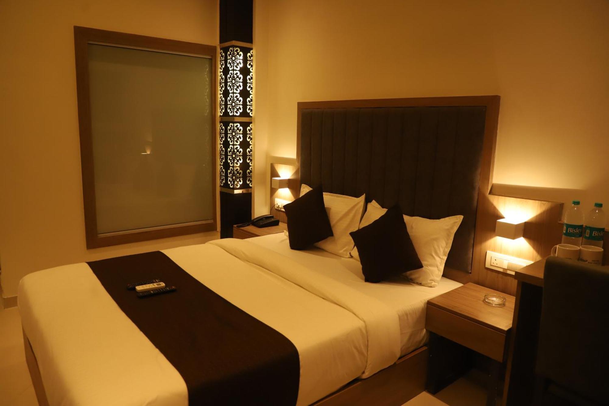 Hotel Sai Pritam 뭄바이 외부 사진