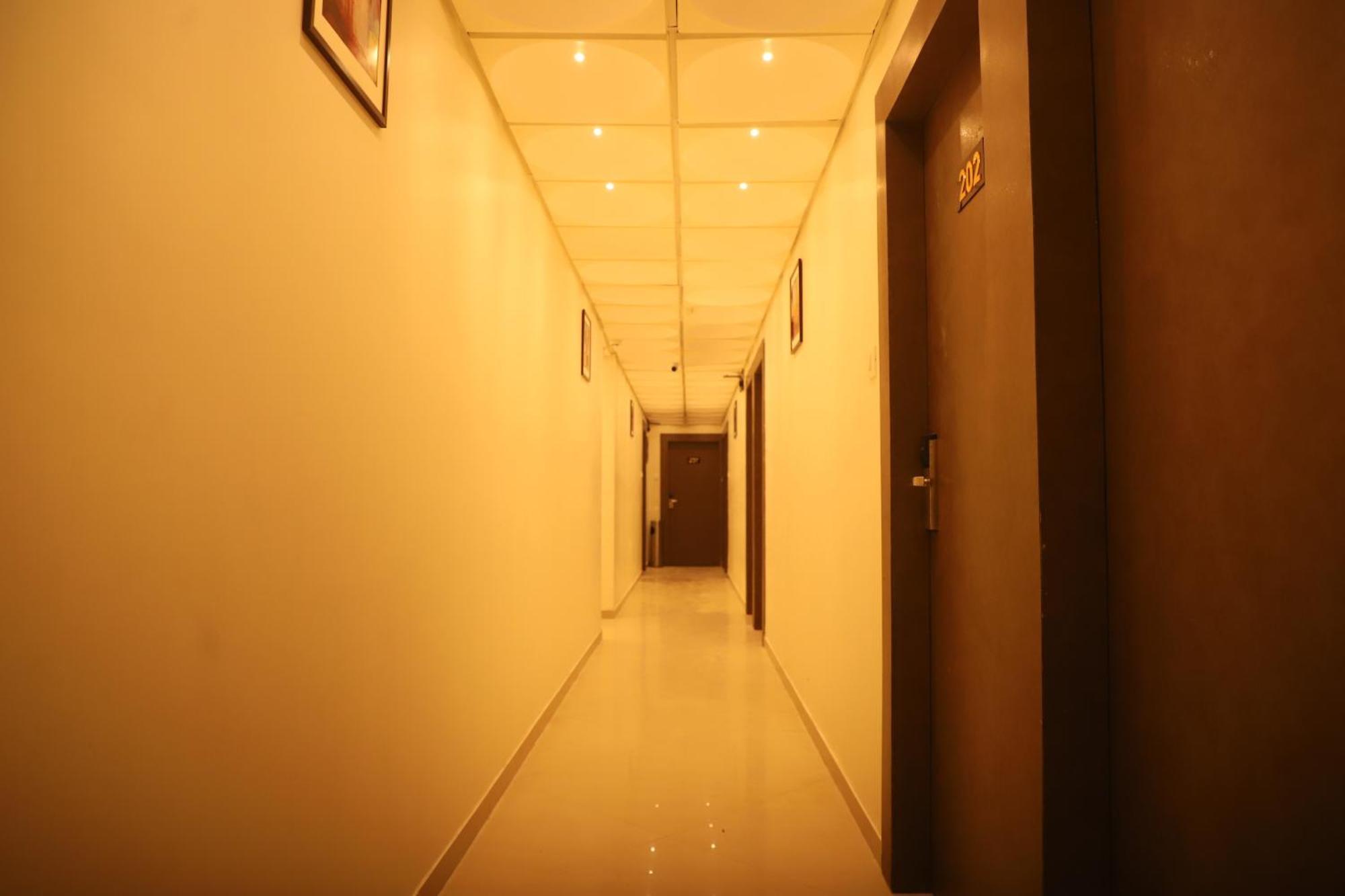 Hotel Sai Pritam 뭄바이 외부 사진